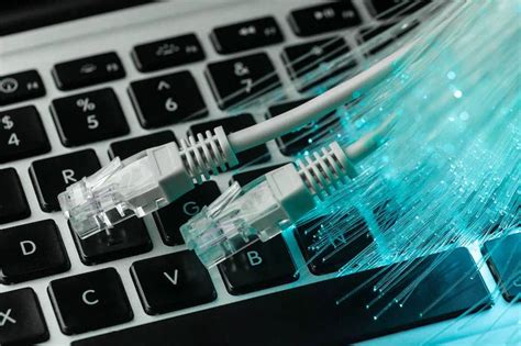 Fibra óptica em áreas industriais Instaltec