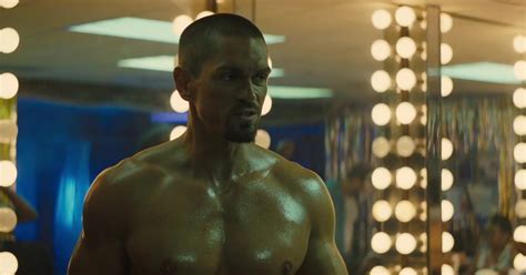 Auscaps Steve Howey Shirtless And Nude Extra In Stuber