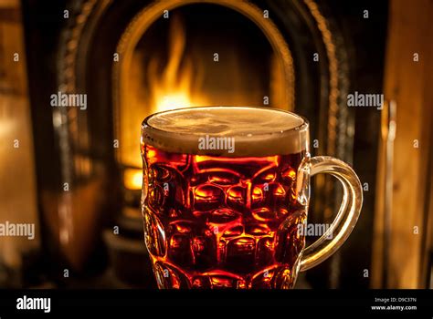 Pint beer larger hi-res stock photography and images - Alamy