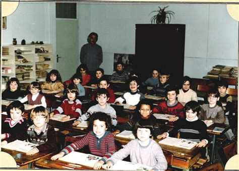 Photo De Classe C E Joliot Curie Lanester De Ecole Ir Ne Et