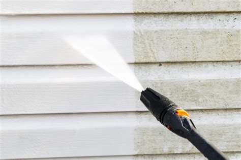 Pressure Washing Vinyl Siding Should You Do It Turn Up The Pressure