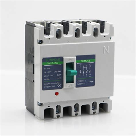 Sm Pv Dc V Moulded Case Circuit Breaker Mccb For Solar Power