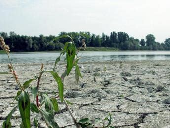 Cambiamento climatico rapporto Svimez regioni del sud Italia più a