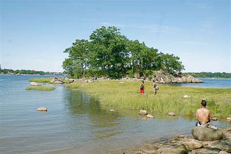 NYC ♥ NYC: Orchard Beach in Pelham Bay Park in the Bronx