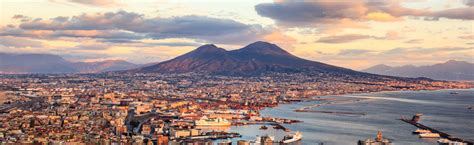 72 Hours in Naples, Italy: The Beautiful City at the Foot of a Volcano