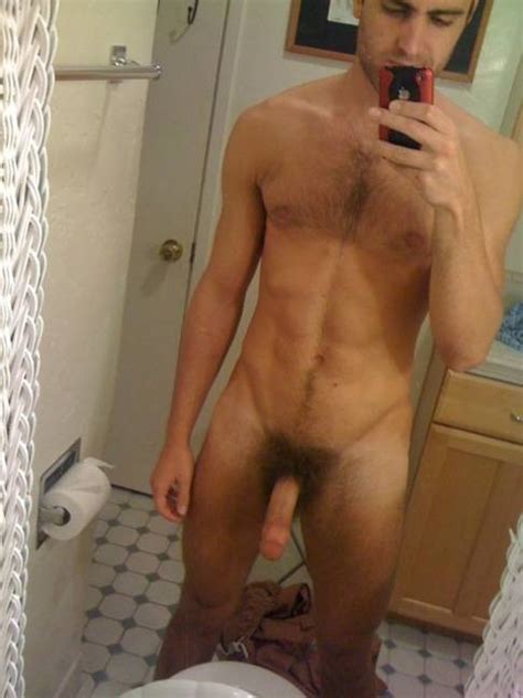 Hot Hung Guy Nude Selfie Sexdicted