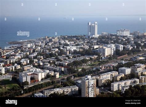 Overview of the city of Haifa in Israel Stock Photo - Alamy