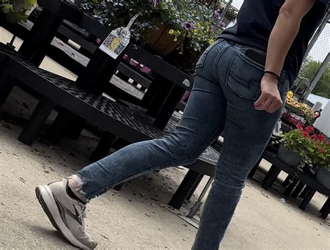 Tight Petite Ass In Jeans Tight Jeans Forum