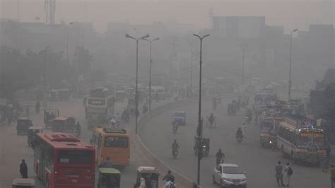 Lahore Declares Smog Emergency Court Says Be Ashamed Of City S