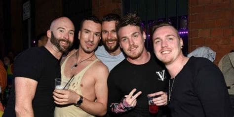 联合大街酒吧贝尔法斯特 英国贝尔法斯特的同性恋酒吧 TravelGay Travel Gay