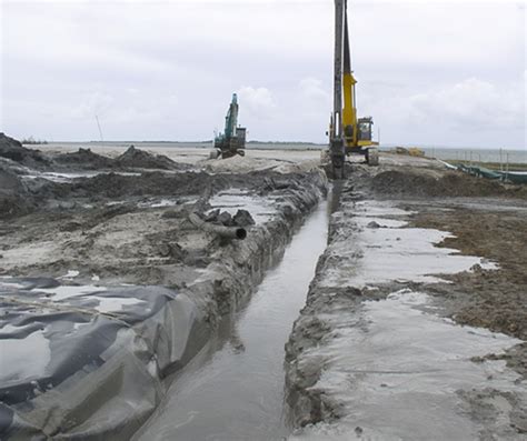 Brisbane, Australia: Slurry Wall Construction and Vacuum Trial Area ...