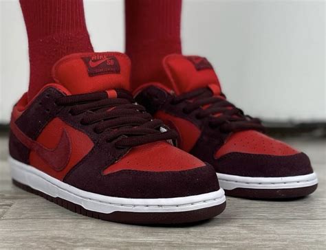 Nike SB Dunk Low Cherry DM0807-600 Release Date | SBD