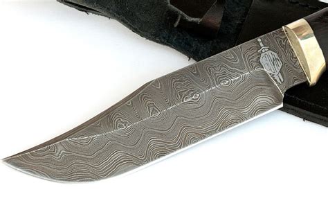 Подарочный нож Клык, нож из дамасской стали