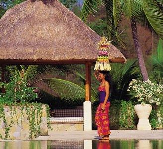 Amankila - Bali, Indonesia | Classic Travel