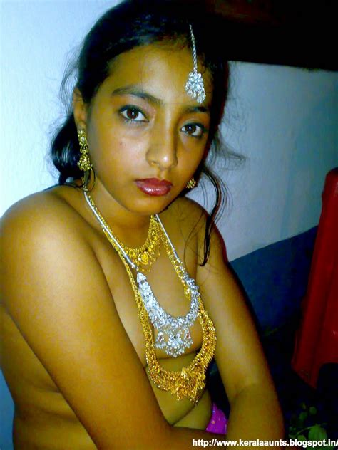 South Indian Tamil Girl Sujatha Fully Nude Pictures With Her Lover Spicy Indian Babe