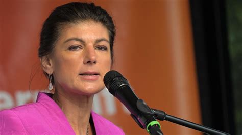 BSW Chefin Wagenknecht rät der FDP ihre Würde zu behalten und