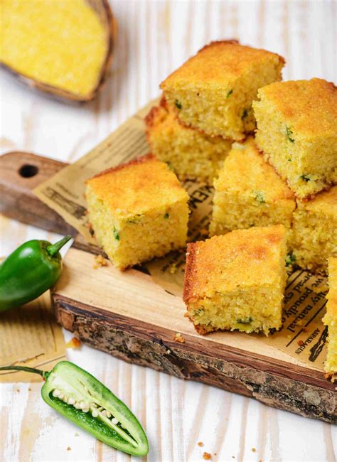 Buttermilk Jalapeño Cornbread Recipe