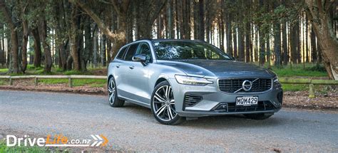 Volvo V T Awd R Design Phev Car Review Drivelife