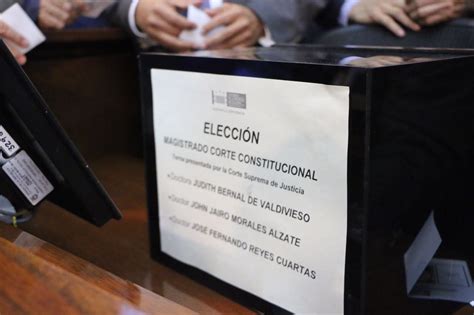 Senado De La República 🇨🇴 On Twitter En Plenariasenado Los Senadores Proceden A Dar Su Voto