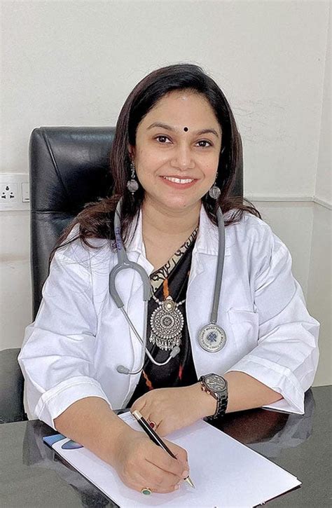 Gynaecologist In Hiranandani Estate Thane — Dr Arohi Tasgaonkar By