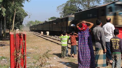 Super Fast Kalni Express Passing Parabat Express Dhaka Sylhet