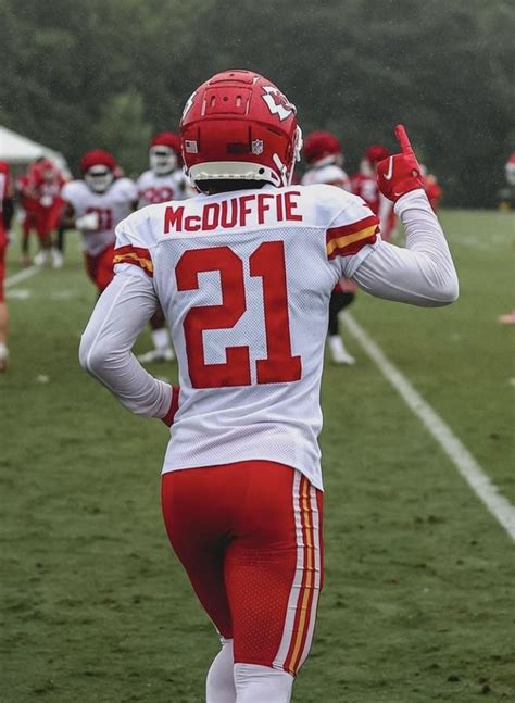 Pin by Vanessa Holmquist on Trent mcduffie | Kansas city chiefs football, Chiefs football ...