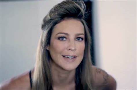 Luana Piovani Compartilha Ensaio De Lingerie Em Seu Canal No Youtube