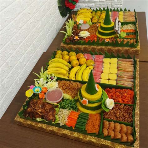 Jual Paket Komplit Nasi Tumpeng Kue Dan Buah Tumpeng Tumpeng Komplit