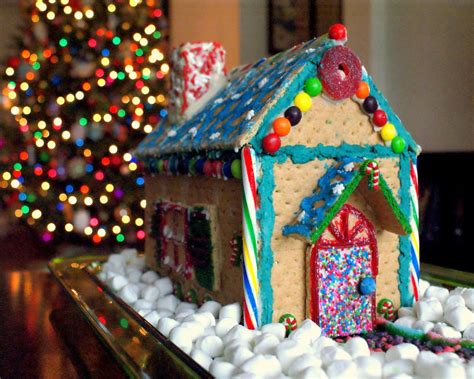 Graham Cracker Gingerbread House | The Two Bite Club