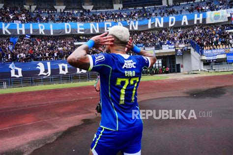 Persib Bandung Puncaki Klasemen Liga 1 Berkat Dua Gol Ciro Alves Ke