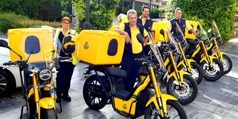 Correos Estrena En Alcoi Nuevas Motos El Ctricas De Reparto Alcoi