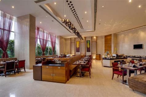 Pride Plaza Hotel Kolkata Nature Safari India
