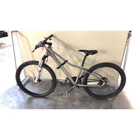 Silver Trek 21 Speed Front Suspension Mountain Bike Able Auctions