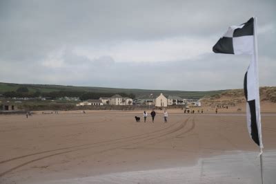 Croyde Bay Photo Surfing Into The Sunset Croyde Beach Sunset