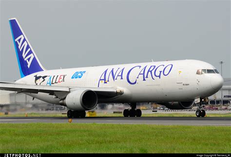 Ja Boeing Er Bcf Ana Cargo Air Japan Teerawut W