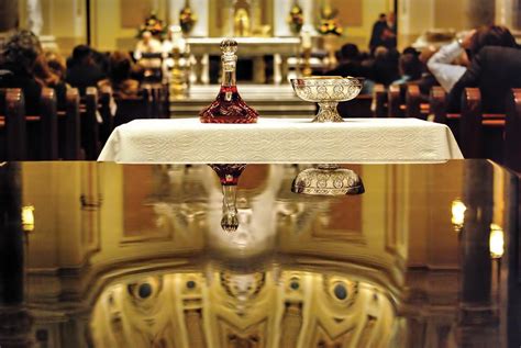 Extraordinary Ministers Of Holy Communion Are ‘formed Catholic