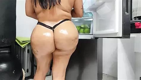 Big Ass Maid Shows Off Her Skills In The Kitchen Homemade Porn Feat Irina Star XHamster