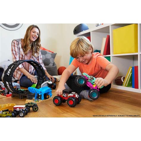 Hot Wheels Monster trucks velký truck Will Trash It All Maxíkovy hračky