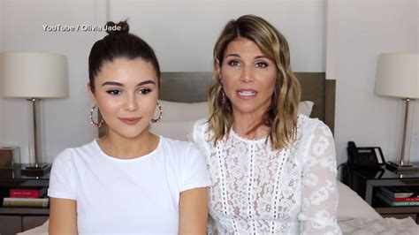 Lori Loughlins Daughter Olivia Jade Very Frustrated In Wake Of