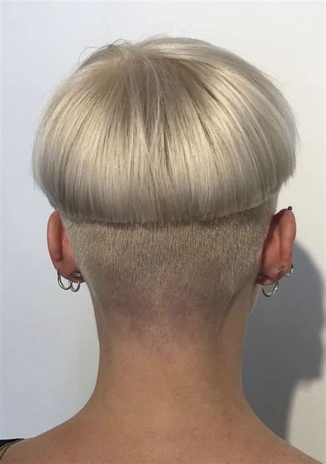 Pin By Nape Buzzer On Extreme Bowl Cuts Mushrooms Short Hair Styles