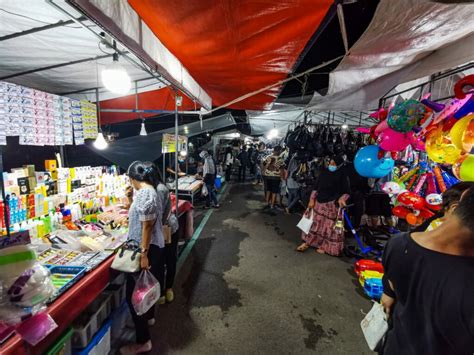 Wisata Kuliner Hingga Permainan Anak Di Pasar Malam Kodam Brawijaya