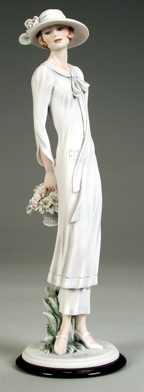 Introducir 61 Imagen Armani Figurine Florence Abzlocalmx