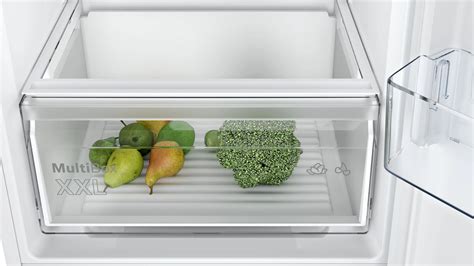 Kin86nse0g Built In Fridge Freezer With Freezer At Bottom Bosch Gb