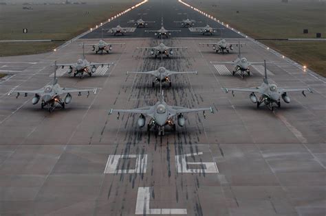 VÍDEO Força Aérea Holandesa realiza último Elephant Walk seus F 16