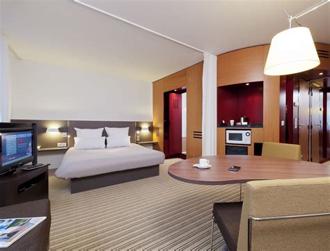 Novotel Suites Paris Nord 18ème Sur Hôtel à Paris