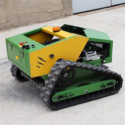 China Cheap Multifunctional Four Wheel Drive Lawn Mower Manufacturers