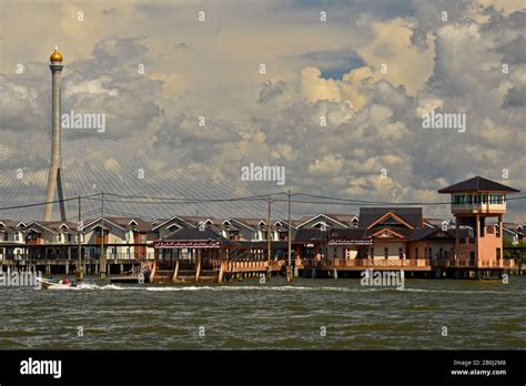 Ripas Bridge Hi Res Stock Photography And Images Alamy