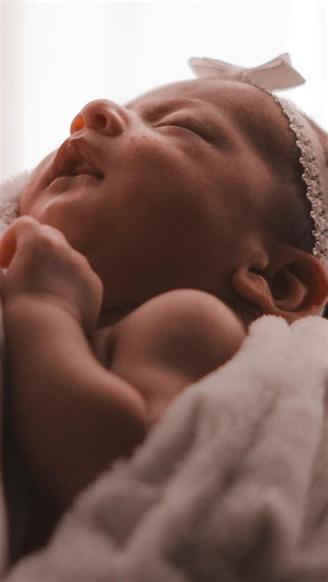 Nama Nama Bayi Perempuan Huruf N Modern Yang Elegan Lengkap Berbagai