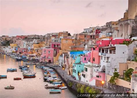 Meteo Napoli Da Oggi Nubi Sparse E Vento Previsioni Per I Prossimi