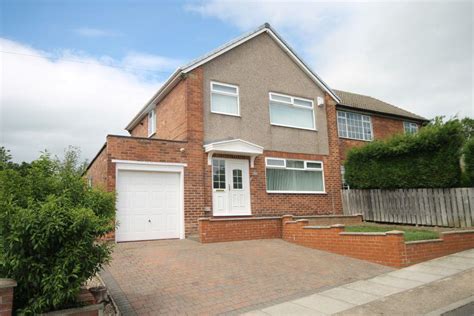 Coquet Grove Throckley Newcastle 3 Bed Semi Detached House £179 950